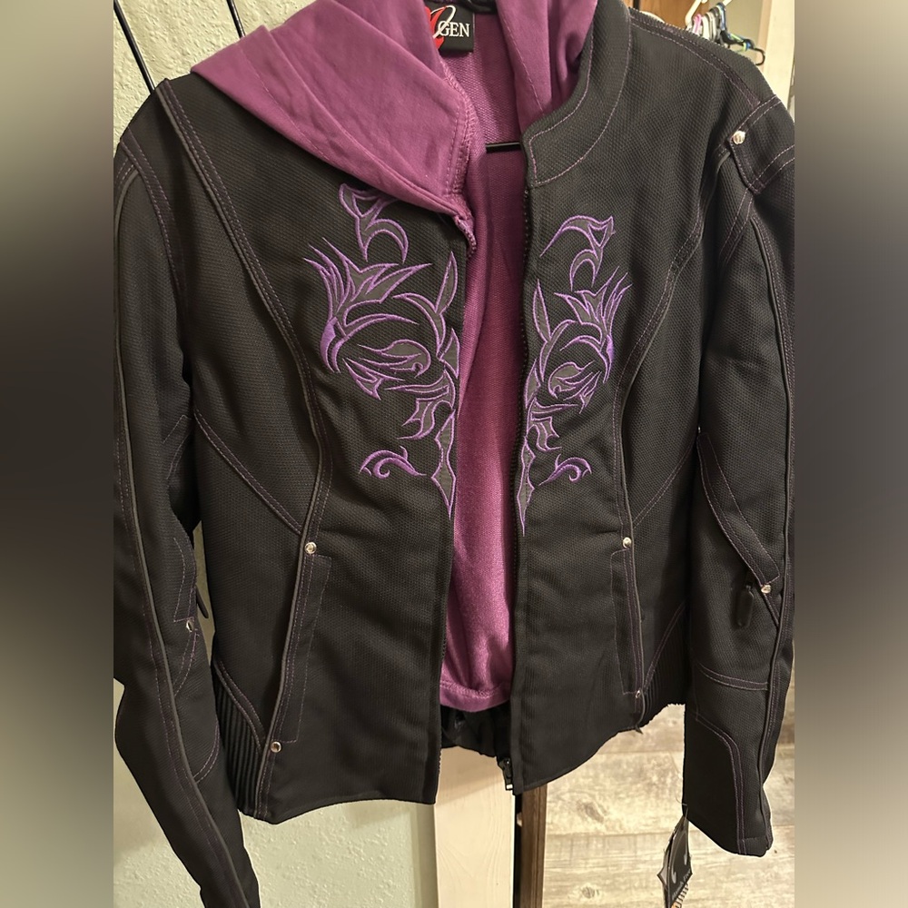 Motorcycle jacket
